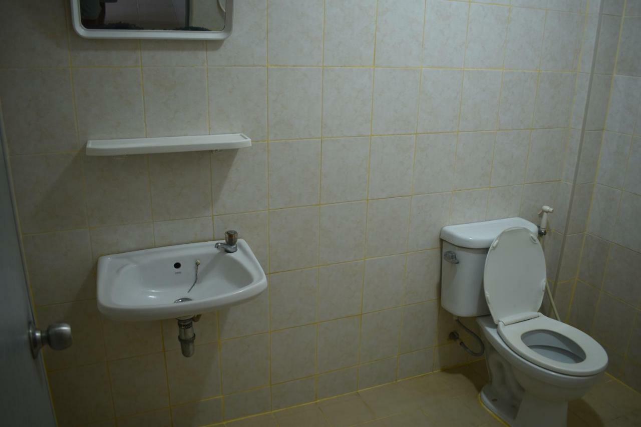 Nakpakdee Apartment